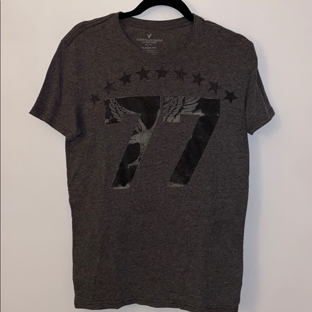 American Eagle classic fit tee